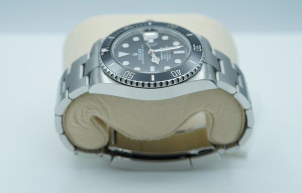 Rolex 126610LN SUBMARINER DATE 41 NEW MODEL 2023 WARRANTY COMPLETE SET - Image 4