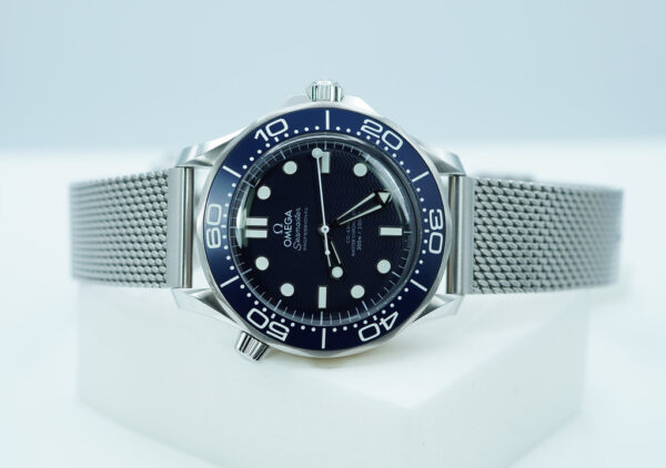 OMEGA SEAMASTER DIVER 300M 007 JAMES BOND 60th ANNIVERSARY 2023 FULL SET - Image 10