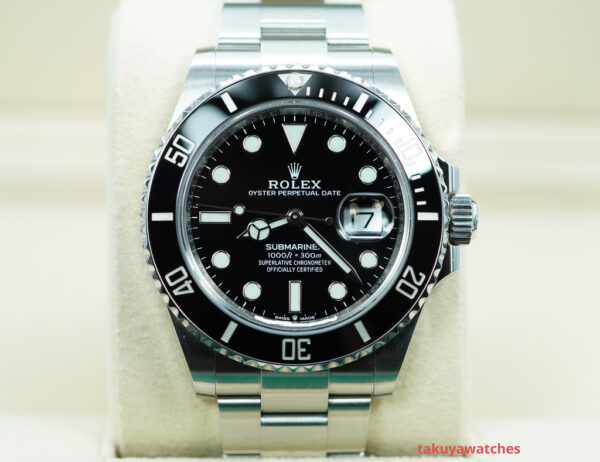 Rolex 126610LN SUBMARINER DATE 41 NEW MODEL 2023 WARRANTY COMPLETE SET