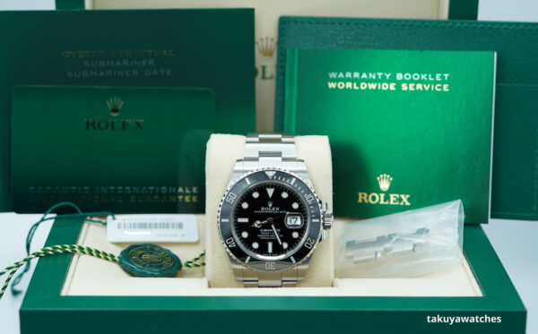 Rolex 126610LN SUBMARINER DATE 41 NEW MODEL 2023 WARRANTY COMPLETE SET - Image 2