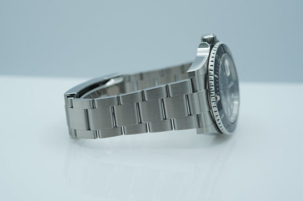 Rolex 126610LN SUBMARINER DATE 41 NEW MODEL 2023 WARRANTY COMPLETE SET - Image 6