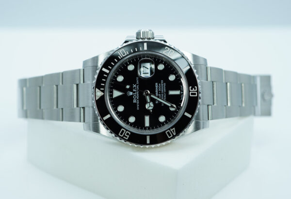 Rolex 126610LN SUBMARINER DATE 41 NEW MODEL 2023 WARRANTY COMPLETE SET - Image 10