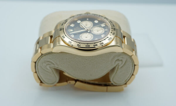 Rolex 126508 DAYTONA YELLOW GOLD BLACK GOLDEN DIAMOND DIAL 2024 MODEL FULL SET - Image 4