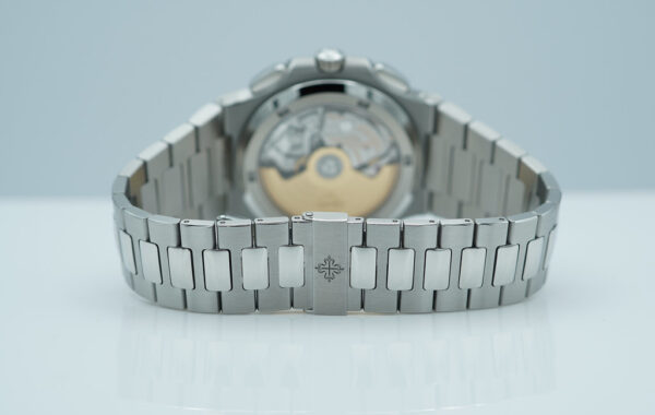 BRAND NEW Patek PHILIPPE 5990/1A NAUTILUS STEEL CHRONOGRAPH TRAVEL TIME GREY DIAL 2020 FULL SET - Image 7