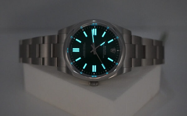 BRAND NEW Rolex 124300 OYSTER PERPETUAL 41 GREEN DIAL 2024 COMPLETE SET - Image 11