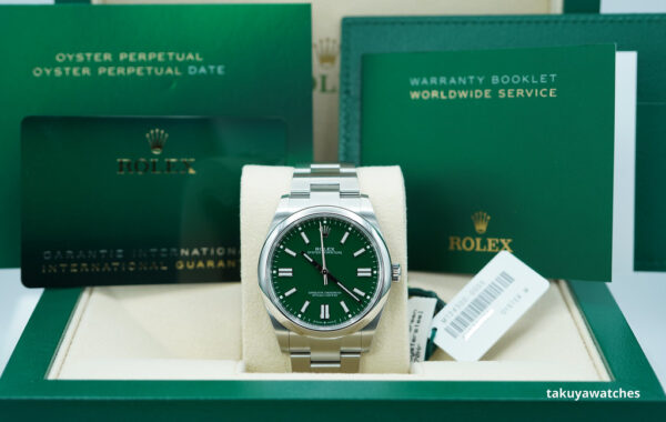 BRAND NEW Rolex 124300 OYSTER PERPETUAL 41 GREEN DIAL 2024 COMPLETE SET - Image 2