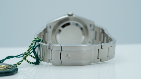 BRAND NEW Rolex 124300 OYSTER PERPETUAL 41 GREEN DIAL 2024 COMPLETE SET - Image 7
