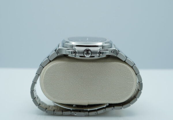 BRAND NEW Patek PHILIPPE 5990/1A NAUTILUS STEEL CHRONOGRAPH TRAVEL TIME GREY DIAL 2020 FULL SET - Image 3