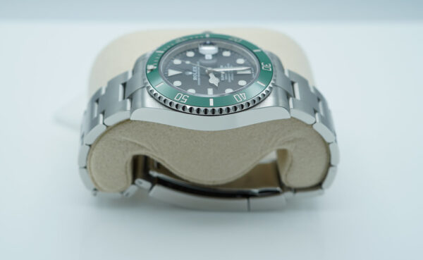 Rolex 126610LV SUBMARINER 41 GREEN MK1 BEZEL STARBUCKS 2022 WARRANTY FULL SET - Image 4
