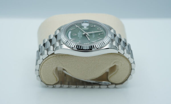 MINT Rolex 228236 DAY DATE PLATINUM FLUTED BEZEL ARABIC GREEN DIAL 2024 RARE FULL SET - Image 4