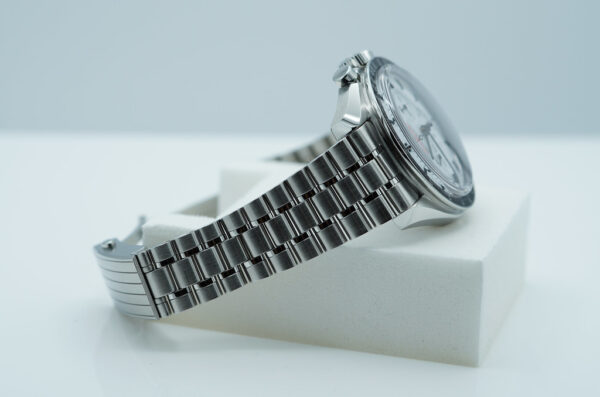 Omega SPEEDMASTER PROFESSIONAL MOONWATCH WHITE DIAL 2024 EXTRA STRAP FULL SET - Image 6