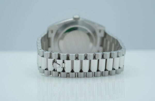 MINT Rolex 228236 DAY DATE PLATINUM FLUTED BEZEL ARABIC GREEN DIAL 2024 RARE FULL SET - Image 7
