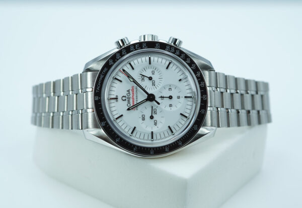 Omega SPEEDMASTER PROFESSIONAL MOONWATCH WHITE DIAL 2024 EXTRA STRAP FULL SET - Image 10