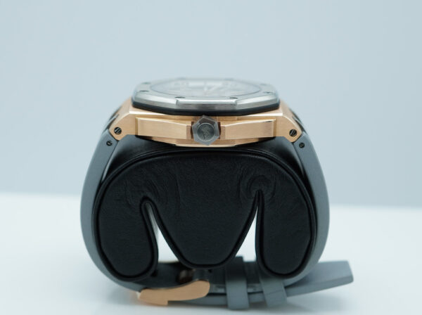 Audemars PIGUET ROYAL OAK OFFSHORE DIVER 15711 ROSE GOLD JAPAN LIMITED 500 FULL SET - Image 4