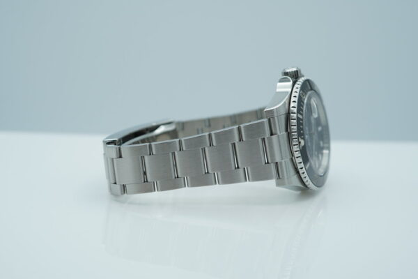 Rolex 126610LN SUBMARINER DATE 41 NEW MODEL 2021 WARRANTY COMPLETE SET - Image 6