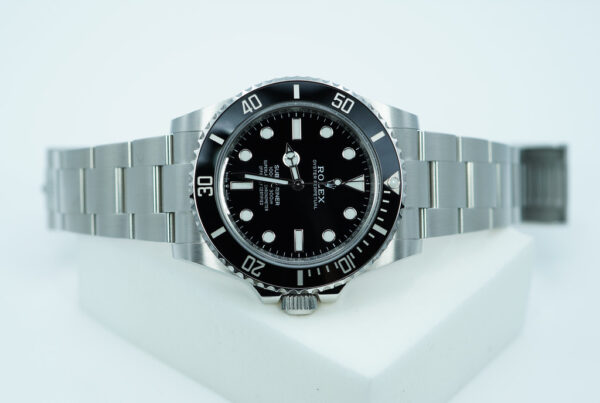 Rolex 124060 SUBMARINER NO DATE 41 NEW MODEL 2024 WARRANTY COMPLETE SET - Image 9