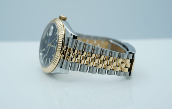Rolex 126333 DATEJUST 41 YELLOW GOLD STEEL BLACK DIAL JUBILEE 2023 WARRANTY FULL SET - Image 5