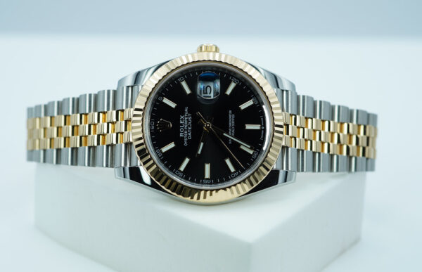 Rolex 126333 DATEJUST 41 YELLOW GOLD STEEL BLACK DIAL JUBILEE 2023 WARRANTY FULL SET - Image 10