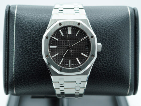Audemars PIGUET ROYAL OAK 15510ST STAINLESS STEEL BLACK DIAL 2022 COMPLETE SET