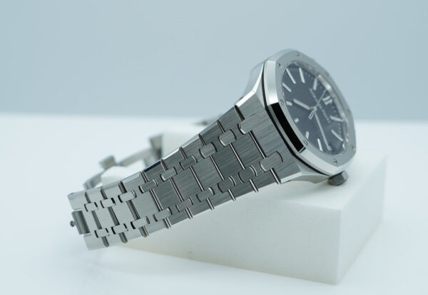 Audemars PIGUET ROYAL OAK 15510ST STAINLESS STEEL BLACK DIAL 2022 COMPLETE SET - Image 5