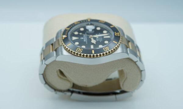 Rolex 126613LN SUBMARINER 18K YELLOW GOLD STEEL BLACK DIAL 2023 FULL SET - Image 4