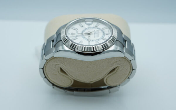 Rolex 336934 SKY-DWELLER WHITE DIAL OYSTER BAND NEW MODEL 2024 FULL SET - Image 4