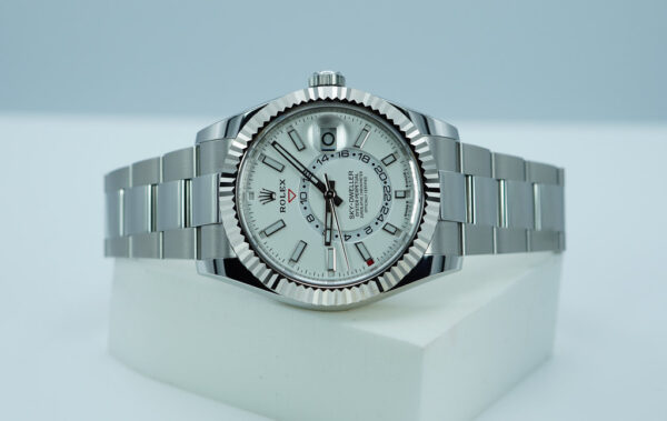 Rolex 336934 SKY-DWELLER WHITE DIAL OYSTER BAND NEW MODEL 2024 FULL SET - Image 10