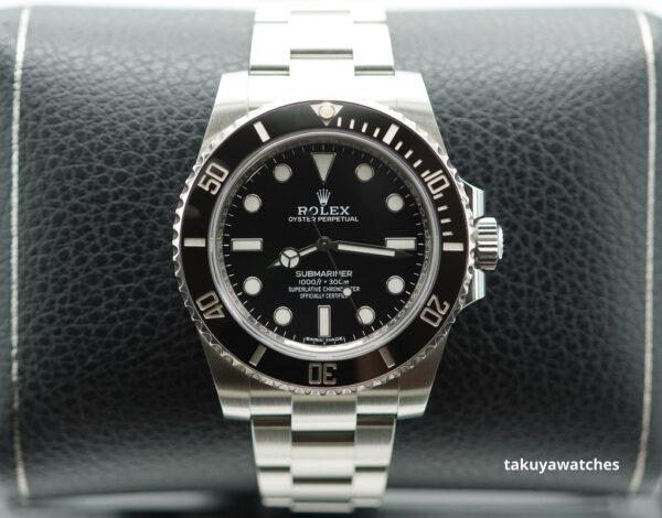 Rolex 114060 SUBMARINER NO DATE STAINLESS STEEL 40MM 2018 COMPLETE SET