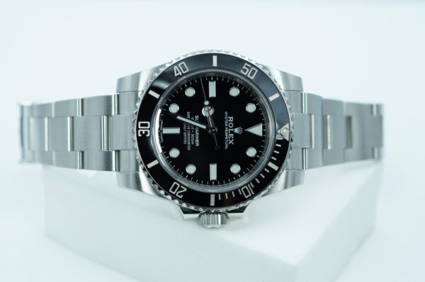 Rolex 114060 SUBMARINER NO DATE STAINLESS STEEL 40MM 2018 COMPLETE SET - Image 9