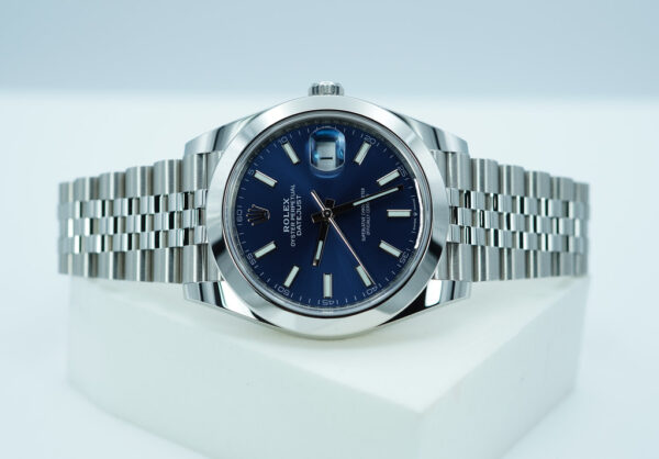 Rolex 126300 DATEJUST 41 BLUE STICK DIAL JUBILEE BAND 2024 COMPLETE SET - Image 10