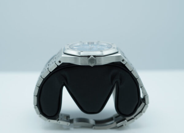 Audemars PIGUET ROYAL OAK 15550ST ICE BLUE DIAL 37MM 2023 COMPLETE SET - Image 3