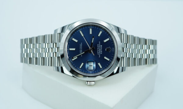 Rolex 126300 DATEJUST 41 BLUE STICK DIAL JUBILEE BAND 2024 COMPLETE SET - Image 9