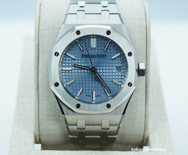 Audemars PIGUET ROYAL OAK 15550ST ICE BLUE DIAL 37MM 2023 COMPLETE SET