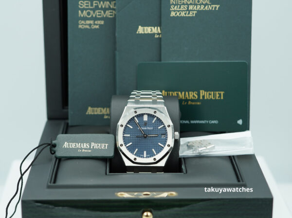 Audemars PIGUET ROYAL OAK 15500ST STAINLESS STEEL BLUE DIAL 41MM 2021 FULL SET - Image 2