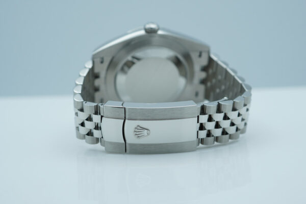 Rolex 126300 DATEJUST 41 BLUE STICK DIAL JUBILEE BAND 2024 COMPLETE SET - Image 7