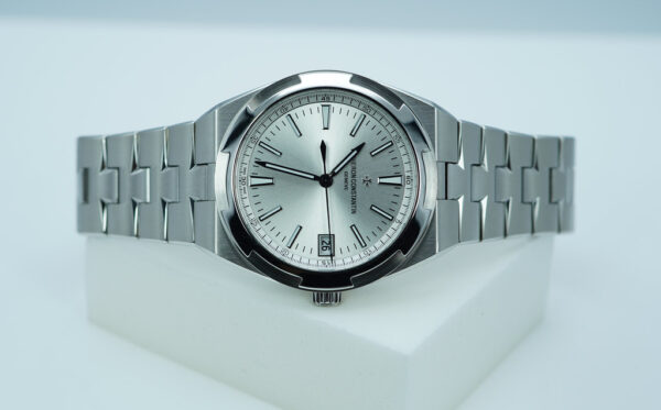 Vacheron CONSTANTIN OVERSEAS 4500V STAINLESS STEEL SILVER DIAL 2021 FULL SET - Image 10