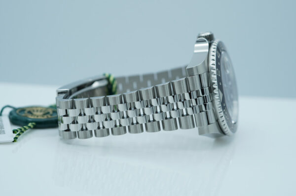 BRAND NEW Rolex 126710GRNR GMT MASTER II BLACK GREY BEZEL JUBILEE BAND 2024 FULL SET - Image 6