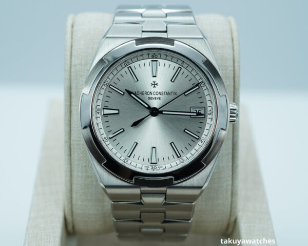 Vacheron CONSTANTIN OVERSEAS 4500V STAINLESS STEEL SILVER DIAL 2021 FULL SET
