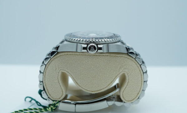 BRAND NEW Rolex 126710GRNR GMT MASTER II BLACK GREY BEZEL JUBILEE BAND 2024 FULL SET - Image 3