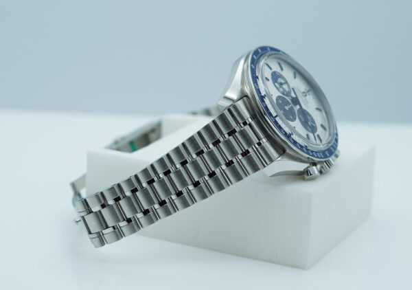 Omega SPEEDMASTER SILVER SNOOPY AWARD 50TH ANNIVERSARY BRACELET WARRANTY - Image 5