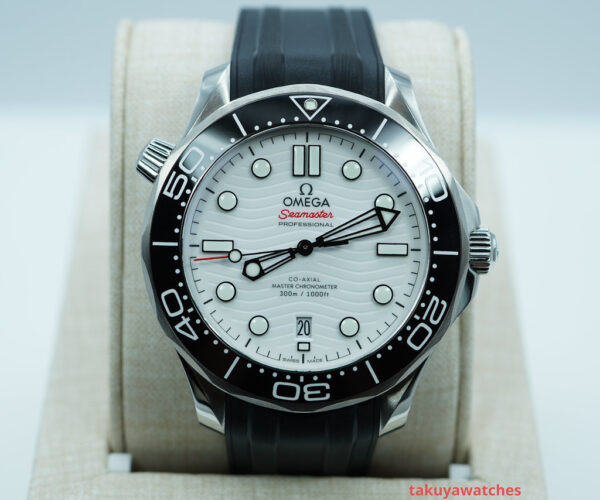 Omega SEAMASTER DIVER 300M WHITE WAVE DIAL RUBBER STRAP 2024 WARRANTY