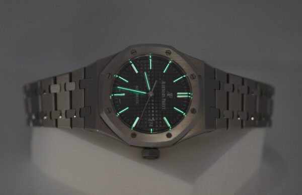 Audemars PIGUET ROYAL OAK STEEL 15450ST GREY DIAL 37MM COMPLETE SET - Image 11