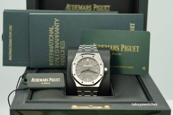 Audemars PIGUET ROYAL OAK STEEL 15450ST GREY DIAL 37MM COMPLETE SET - Image 2