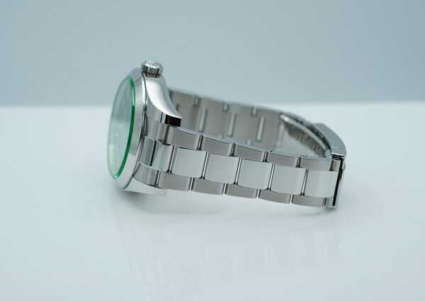 Rolex 116400GV MILGAUSS GREEN CRYSTAL Z BLUE DIAL 2021 COMPLETE SET - Image 5