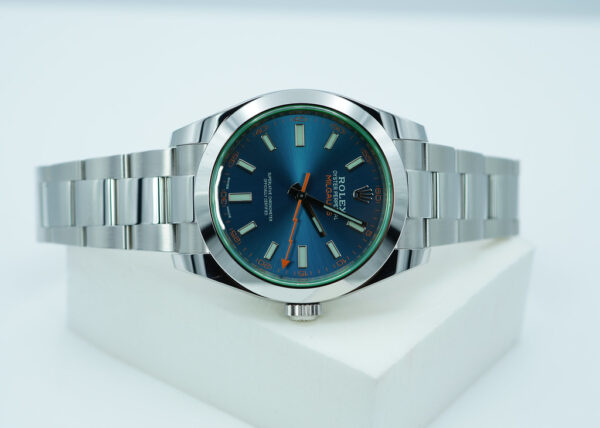 Rolex 116400GV MILGAUSS GREEN CRYSTAL Z BLUE DIAL 2021 COMPLETE SET - Image 9