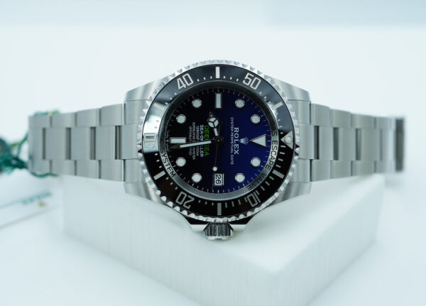 Rolex 136660 DEEPSEA D-BLUE DIAL JAMES CAMERON 2024 COMPLETE SET - Image 9