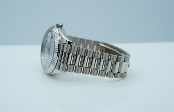 Rolex 228239 DAY DATE 40 WHITE GOLD METEORITE BAGUETTE DIAMOND DIAL FULL SET - Image 5