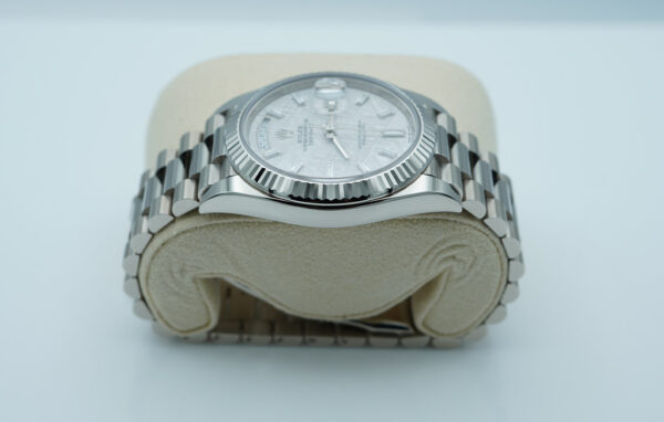 Rolex 228239 DAY DATE 40 WHITE GOLD METEORITE BAGUETTE DIAMOND DIAL FULL SET - Image 4