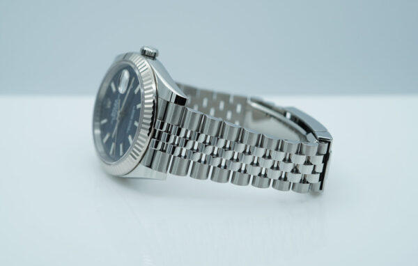 Rolex 126334 DATEJUST 41 FLUTED BEZEL BLUE STICK DIAL JUBILEE WARRANTY FULL SET - Image 5