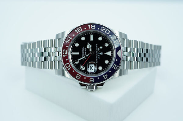 Rolex 126710BLRO PEPSI GMT MASTER II RED BLUE JUBILEE BAND 2024 FULL SET - Image 9